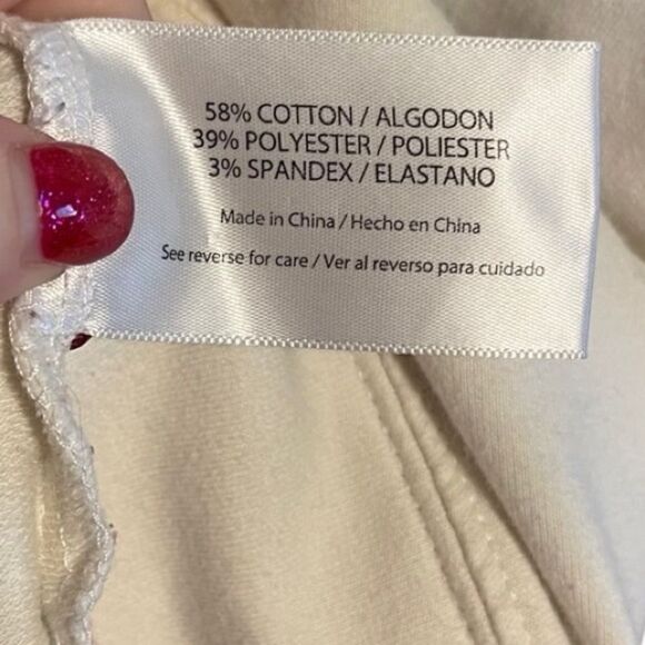 WILDFOX- Womens Cream Pastel Heart Print Pullover Cozy Sweatshirt, Plus Size XXL - Picture 7 of 10